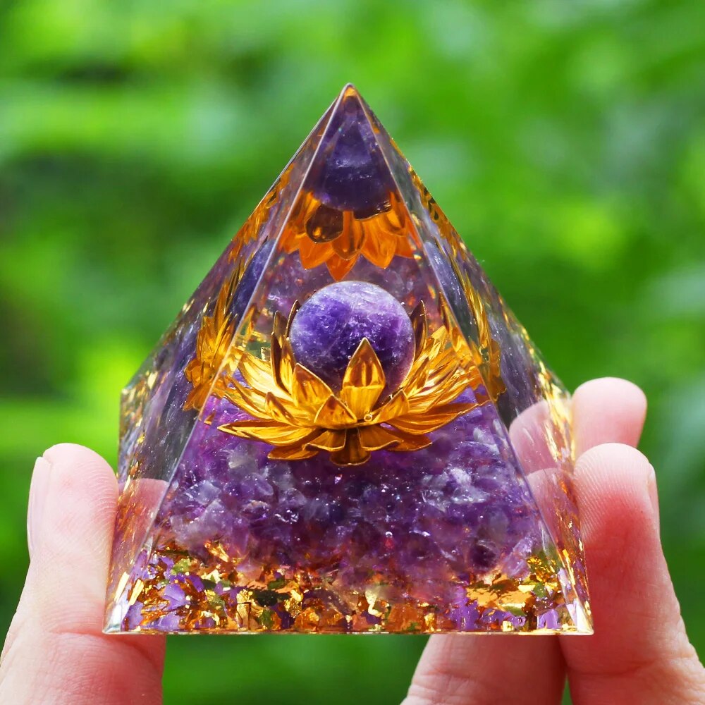 Pyramid Amethyst Natural Crystals Orgone Pyramid 6cm Healing Reiki Chakra Energy Meditation Tool Home Decor Birthday Gift