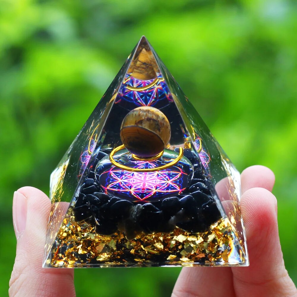 Pyramid Amethyst Natural Crystals Orgone Pyramid 6cm Healing Reiki Chakra Energy Meditation Tool Home Decor Birthday Gift