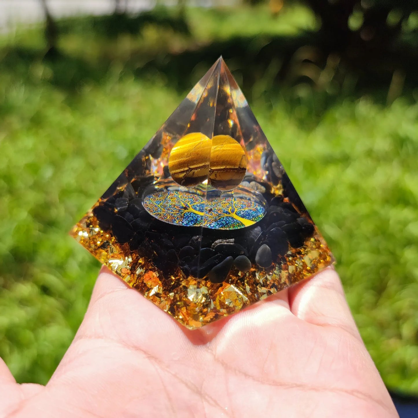 Energy Pyramid Orgonite Reiki Natural Amethyst Ball Healing Crystals Chakra Tool Ornaments Resin Stones Craft Kids Gift Pyramid